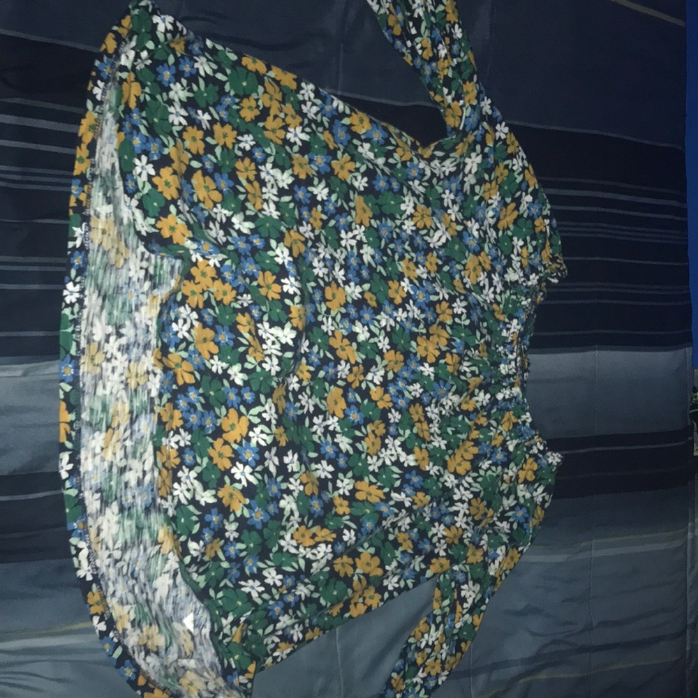 long sleeve floral shirt. XL-14